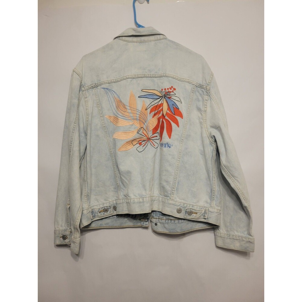 Levis Trucker Denim Jacket Womens XL Ex Boyfriend Embroidered Light Wash New $79